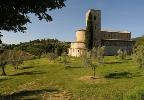 21973-abbazia-di-sant-antimo