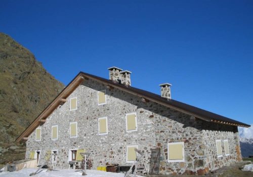 22707-rifugio-alpe-schiazzera